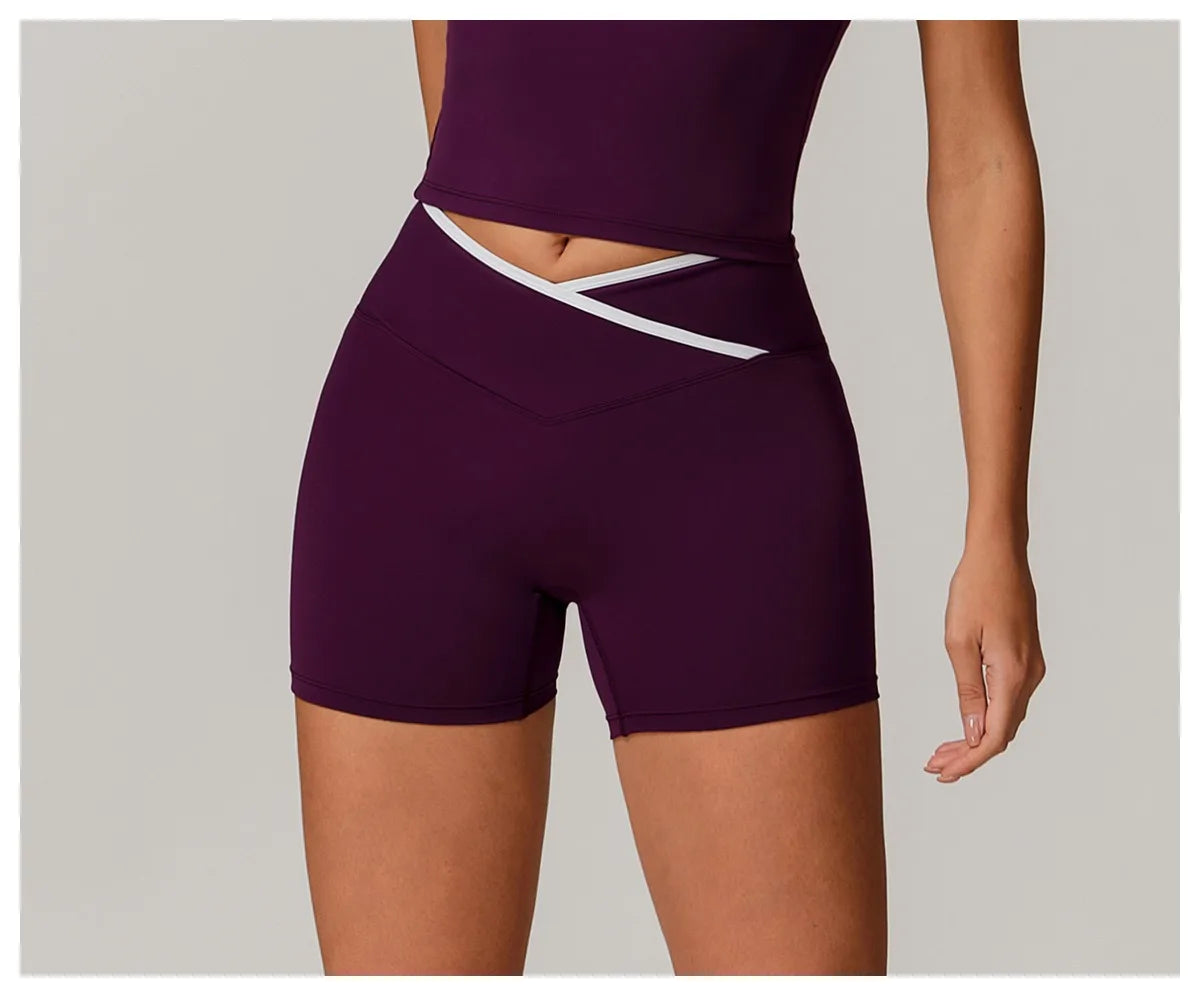 Short Assinatura em V
