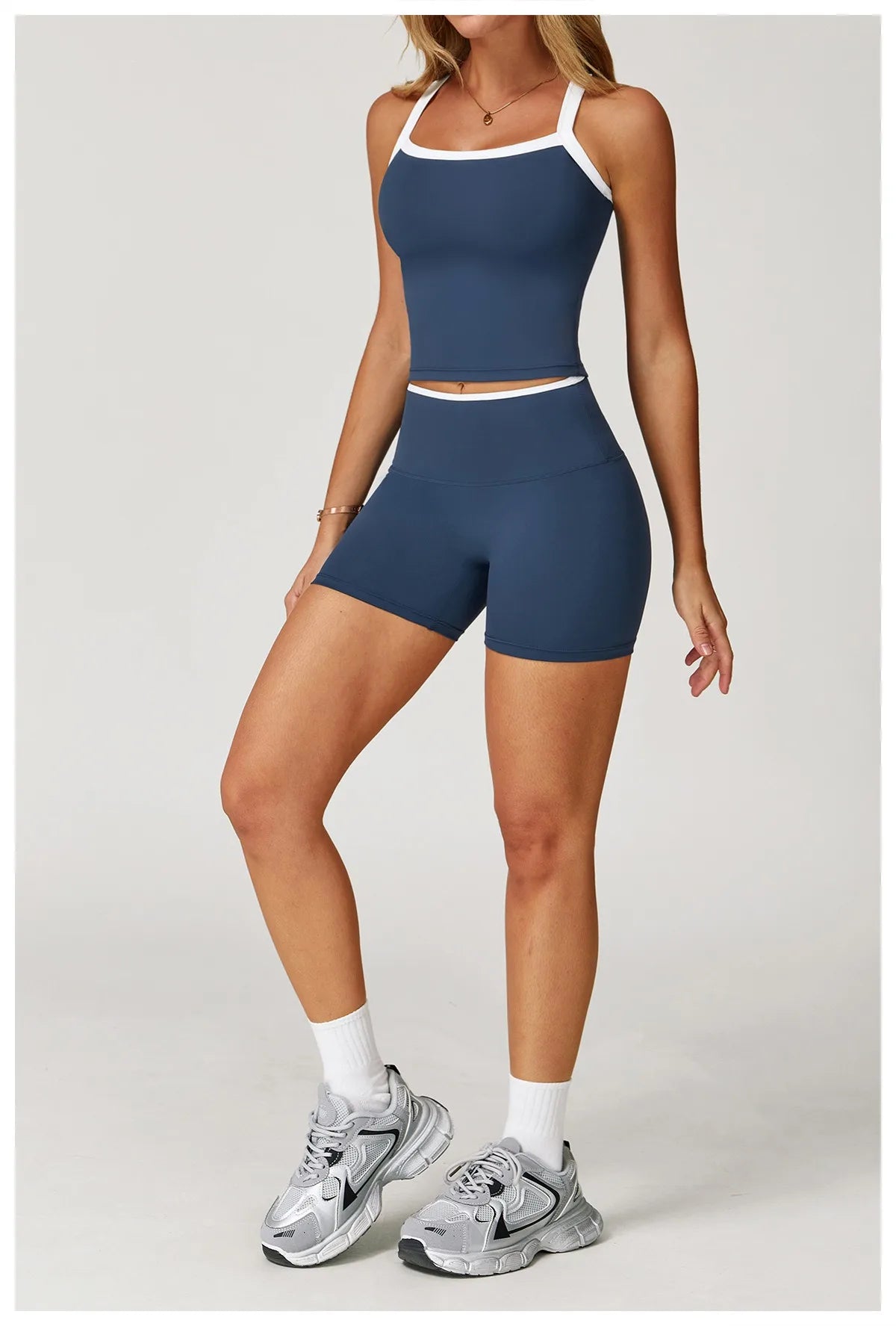 Short Linha de Assinatura