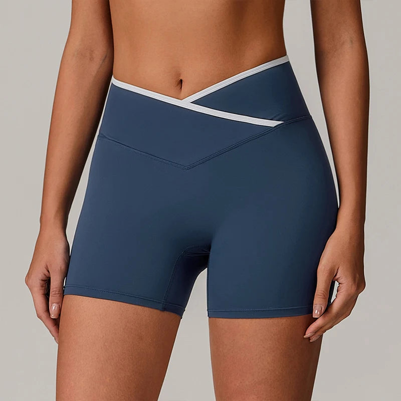 Short Assinatura em V